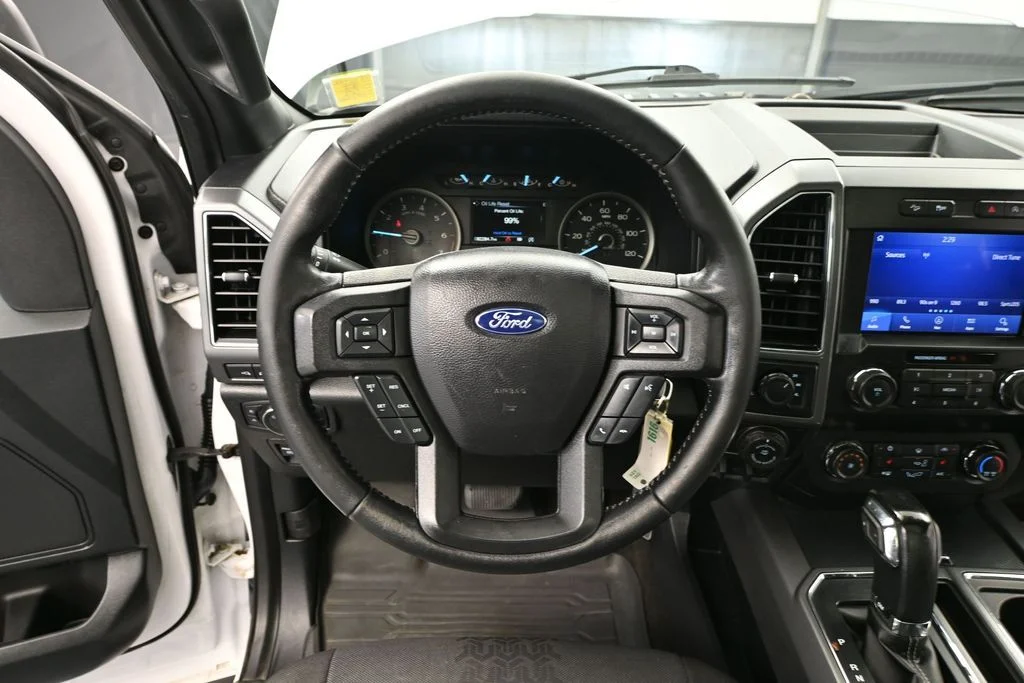 Used 2020 White Ford XLT image 28