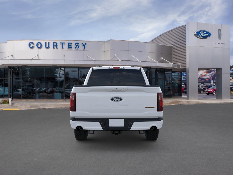 New 2026 Oxford White Ford Tremor® image 5