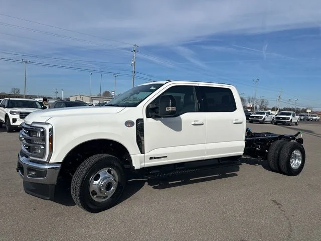 2026 Ford F-350 Super Duty Chassis Cab Lariat - Photo 25