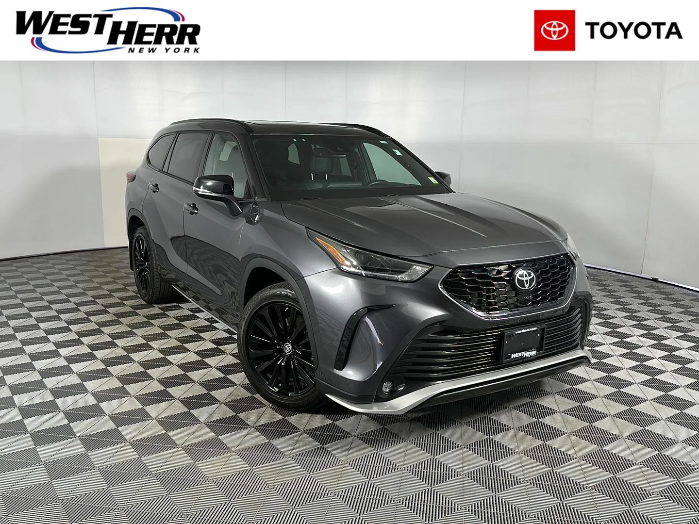 Used 2023 Magnetic Gray Metallic Toyota XSE image 1