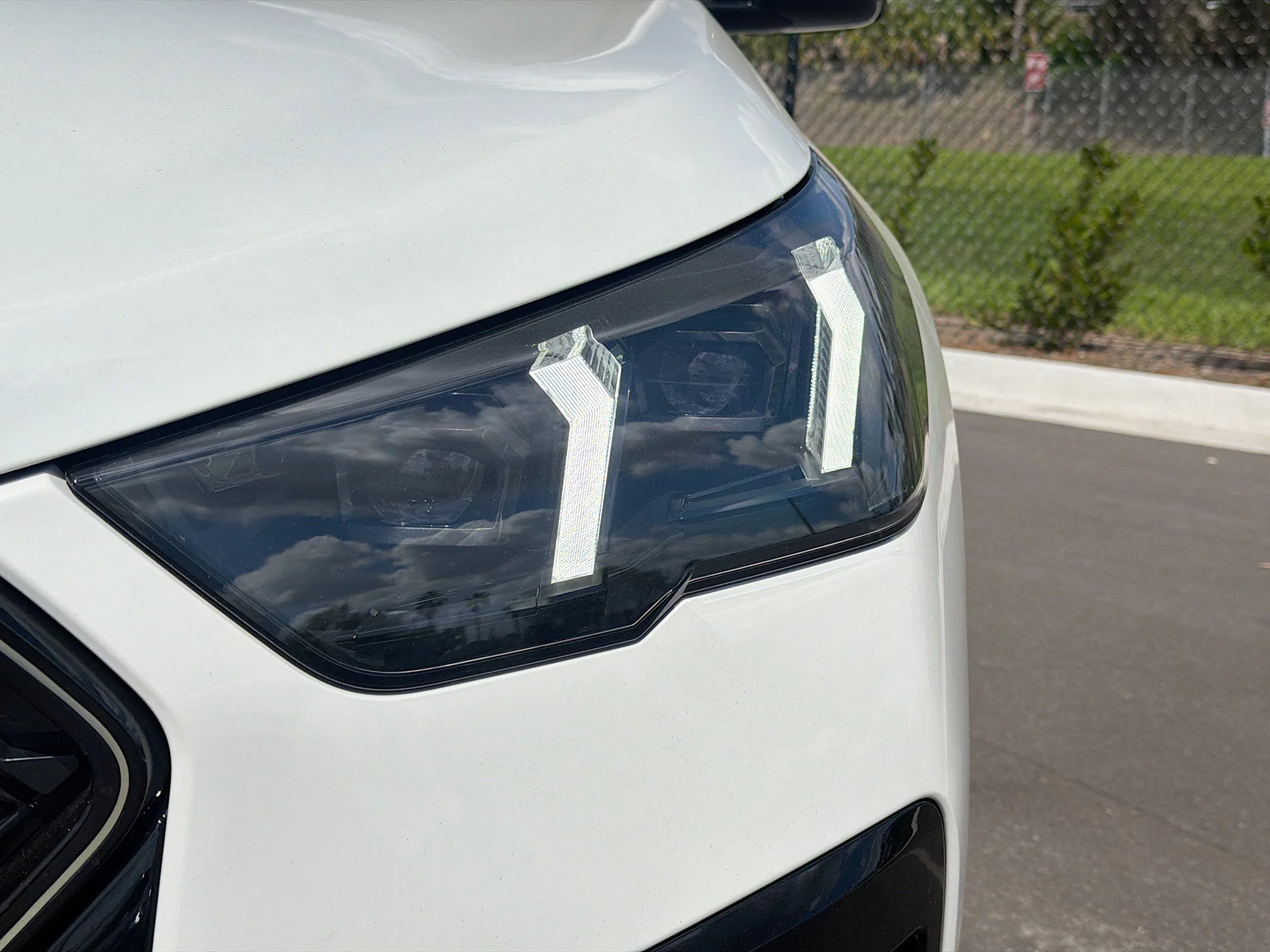 New 2026 Alpine White BMW xDrive28i image 9