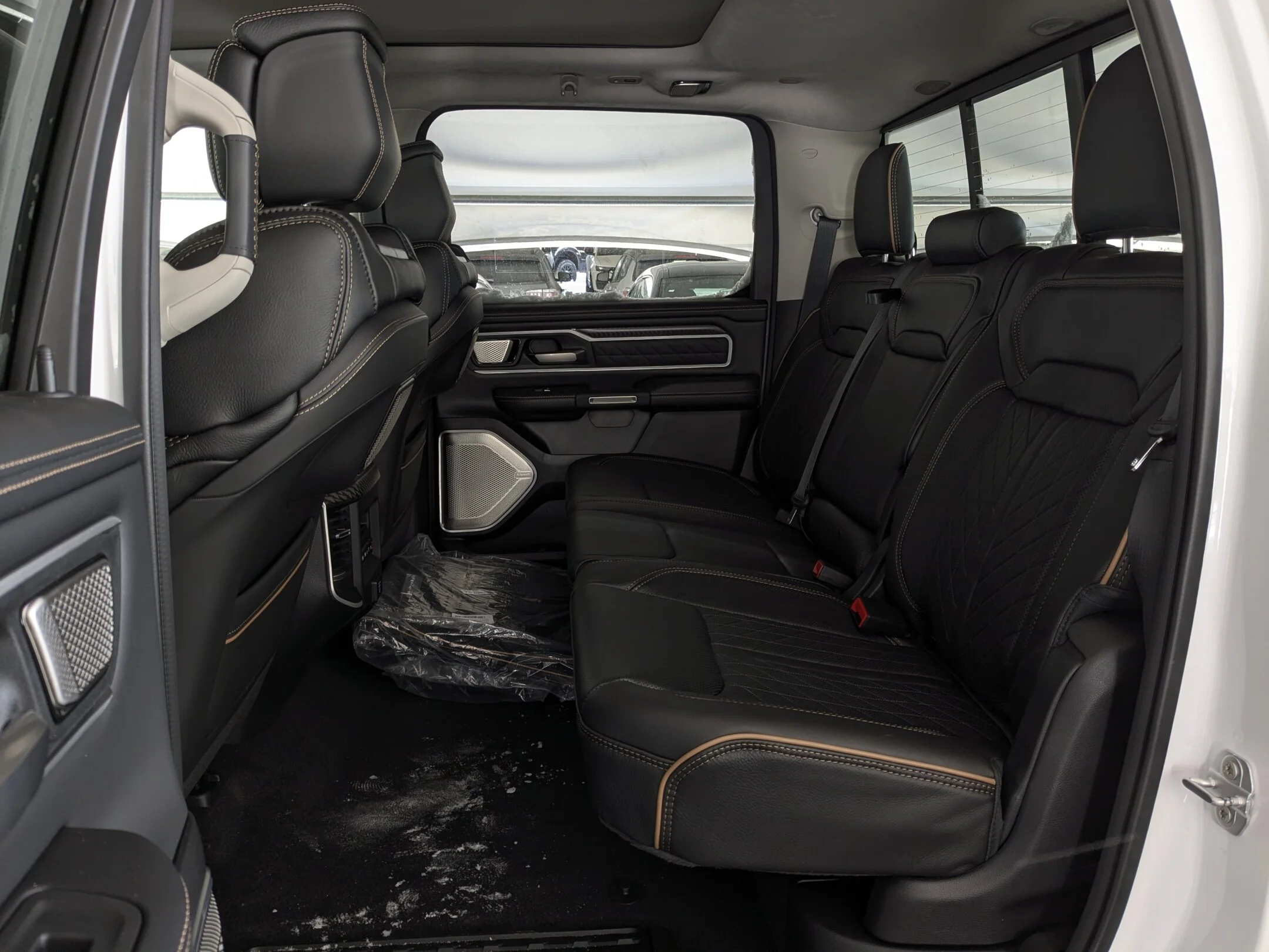 New 2026 White RAM Tungsten - - 4x4 - Massage Seats - Multi-Function Tailgate - Prem Lthr & More! image 24