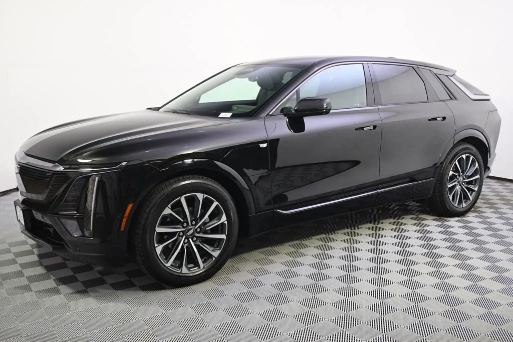 Certified 2024 Cadillac LYRIQ Sport 1 with VIN 1GYKPTRLXRZ116490 for sale in Minneapolis, MN
