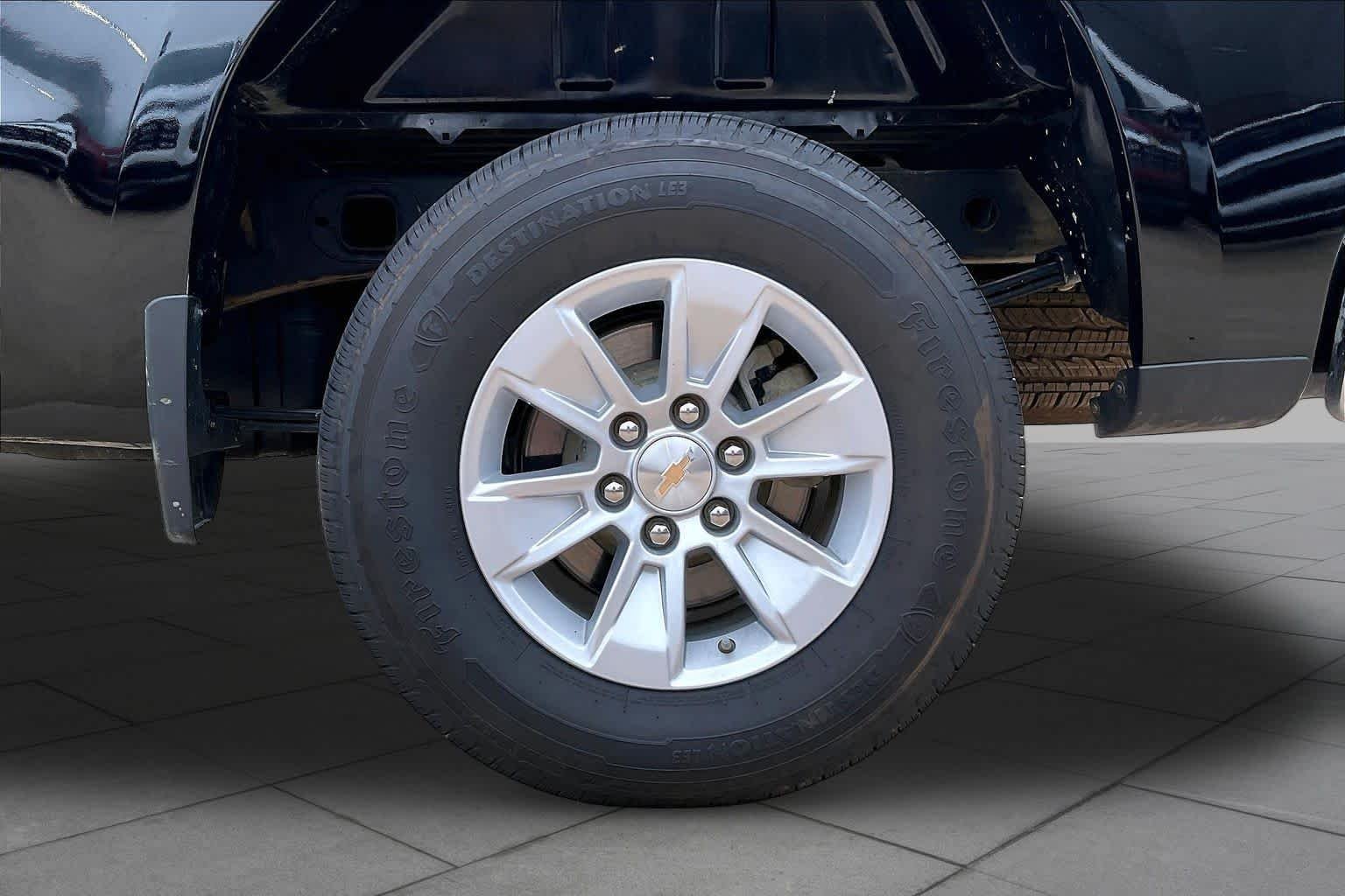 Used 2025 Black Chevrolet LT image 10