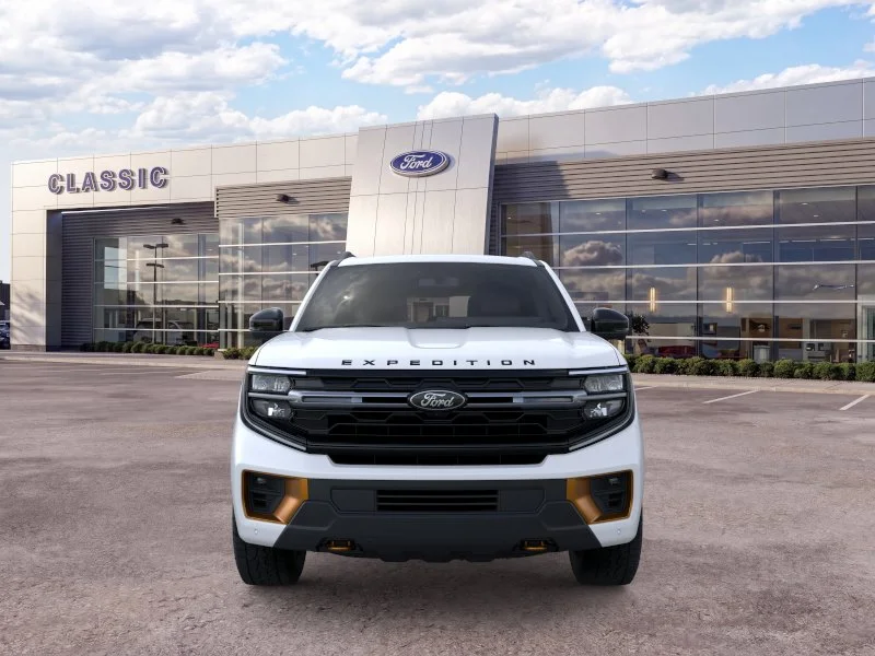New 2026 Star White Metallic Tri-Coat Ford Tremor® image 24