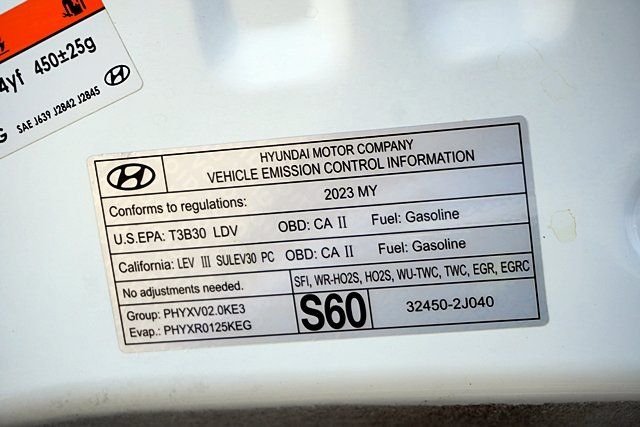 Used 2023 White Hyundai SEL image 34