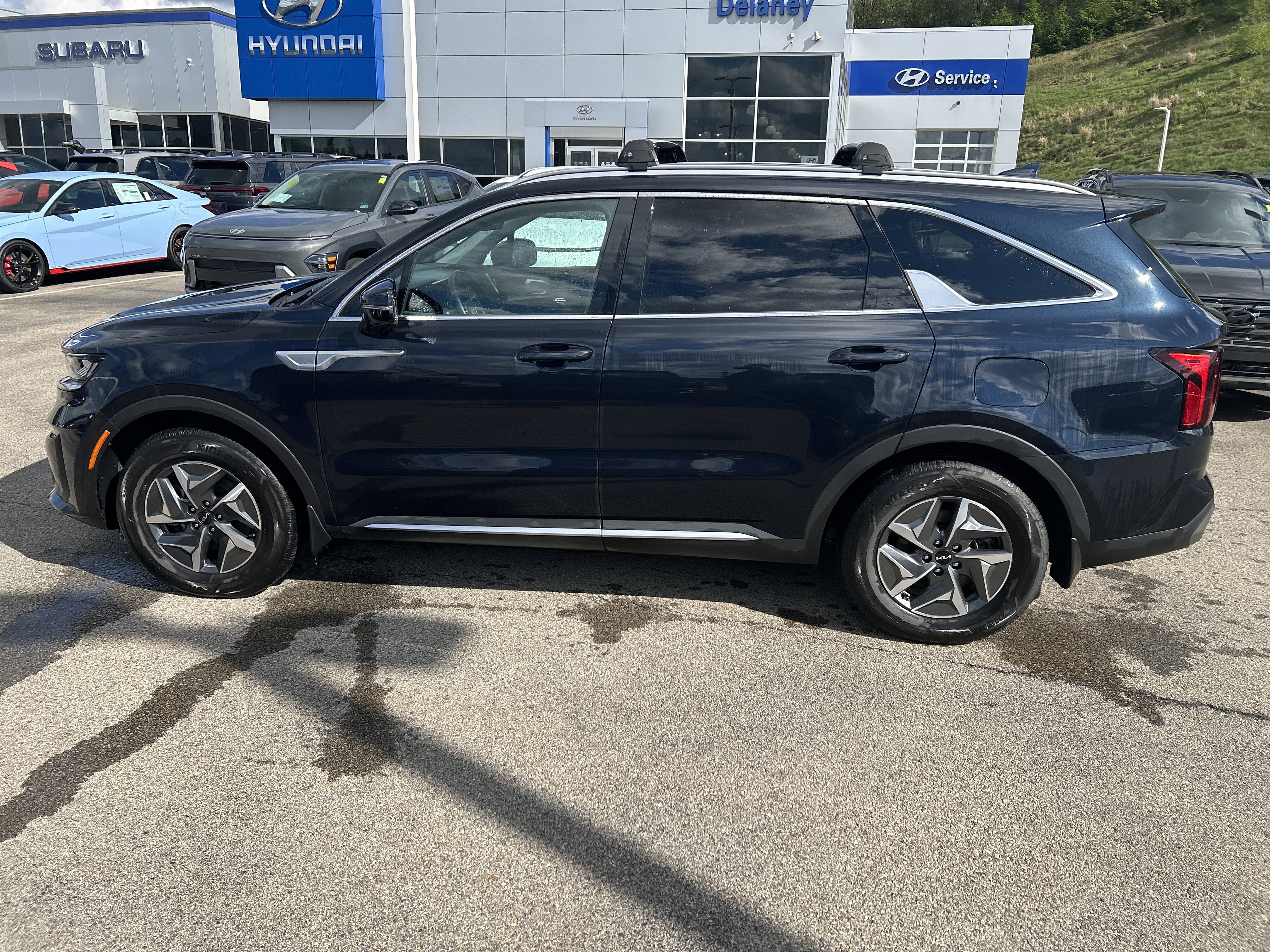 2022 Kia Sorento S Hybrid - Photo 17