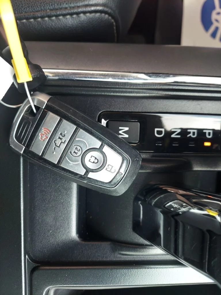 Used 2021 Silver Ford Lariat image 34