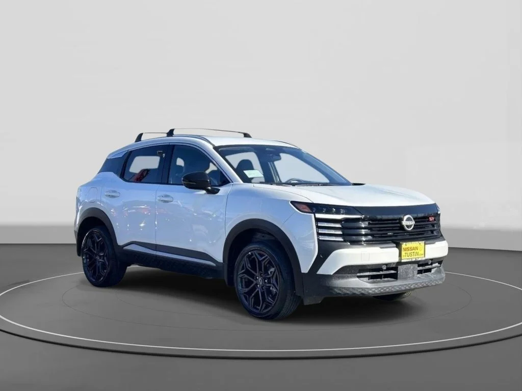 New 2026 Aspen White Tricoat Nissan SR image 5