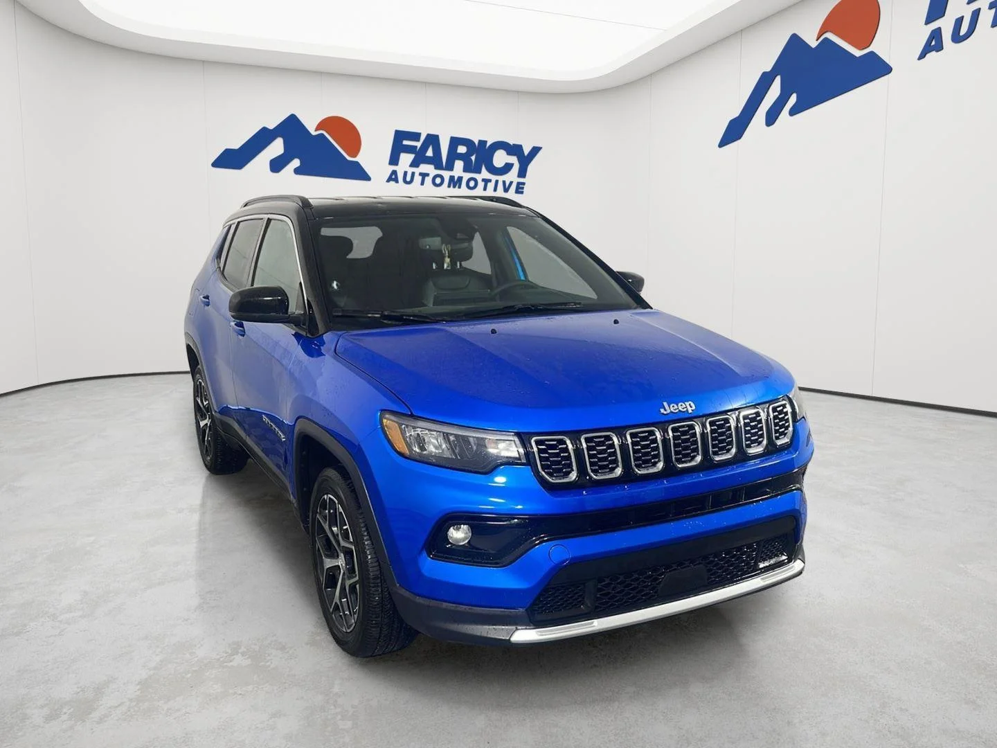 Used 2024 Hydro Blue Pearlcoat Jeep Limited image 4