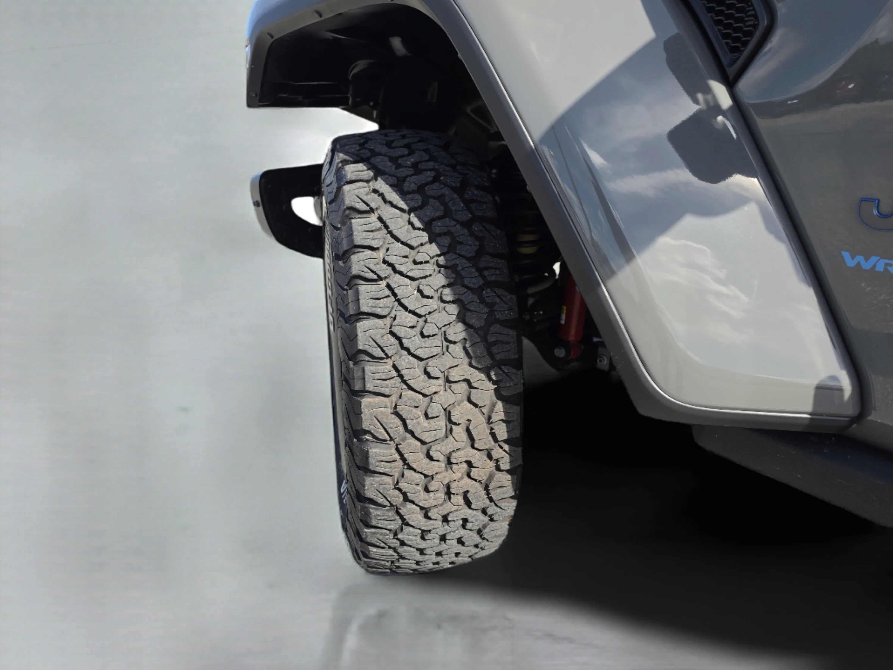 Used 2023 Sting-Gray Clearcoat Jeep Rubicon image 42