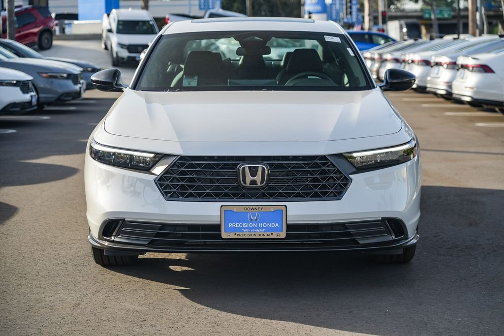 New 2026 Platinum White Pearl Honda Sport-L image 4