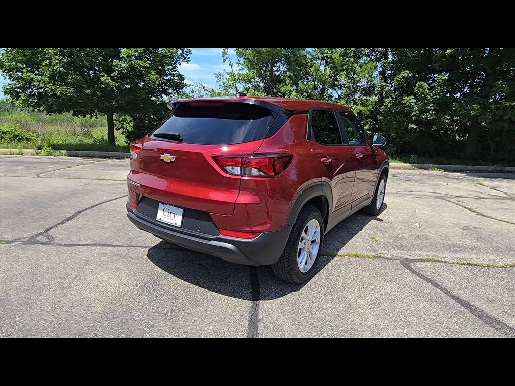 Used 2024 Red Chevrolet LS image 7