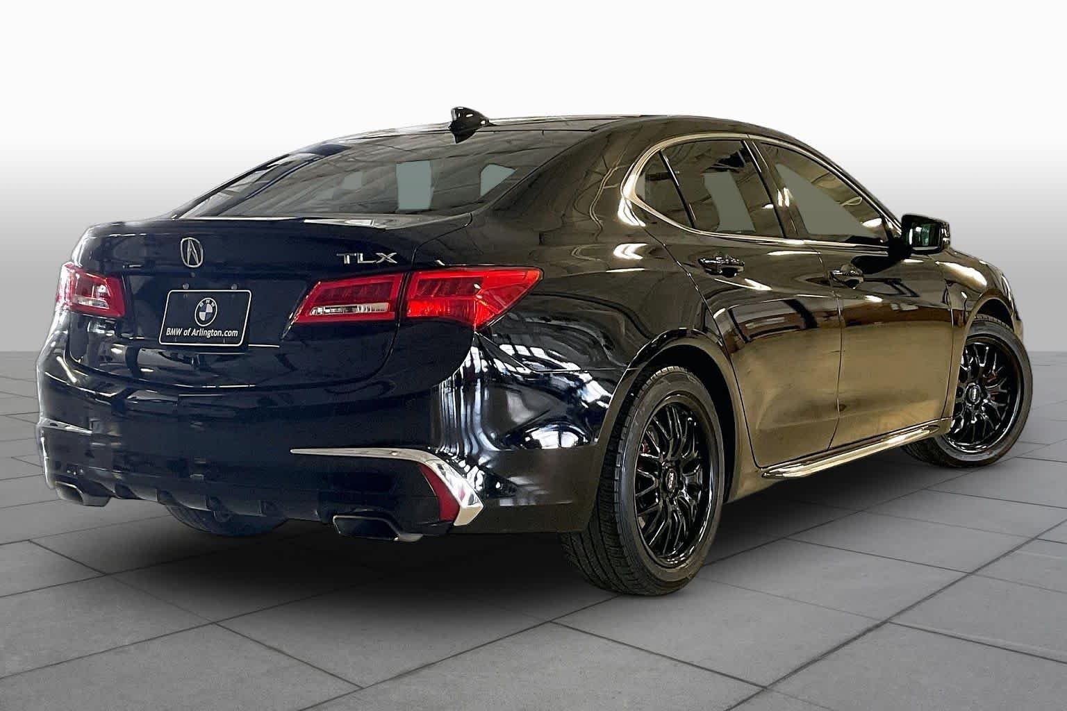 Used 2018 Crystal Black Pearl Acura w/Advance Pkg image 11