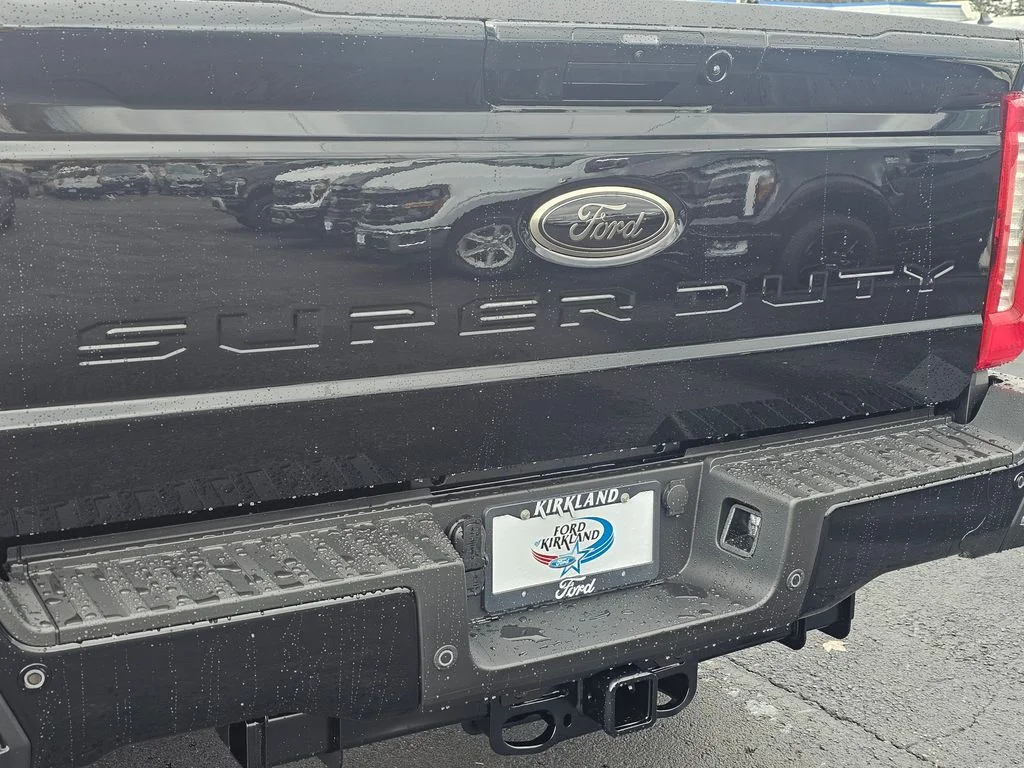 New 2026 Agate Black Metallic Ford F-250® Lariat® image 14