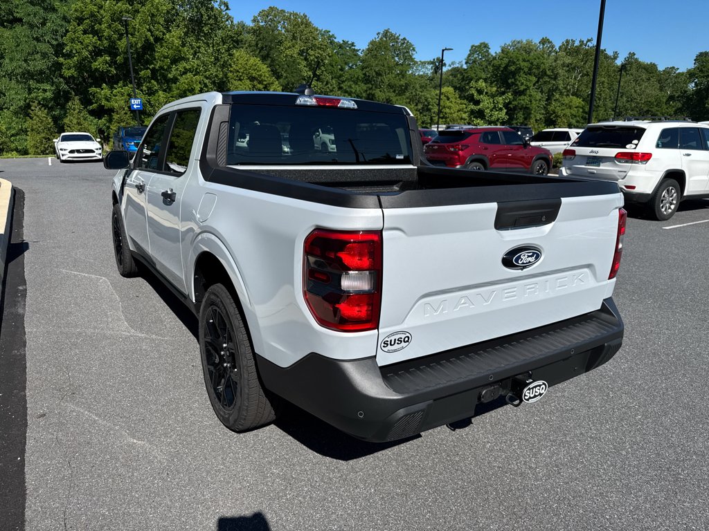 New 2026 Space White Metallic Ford XLT image 17