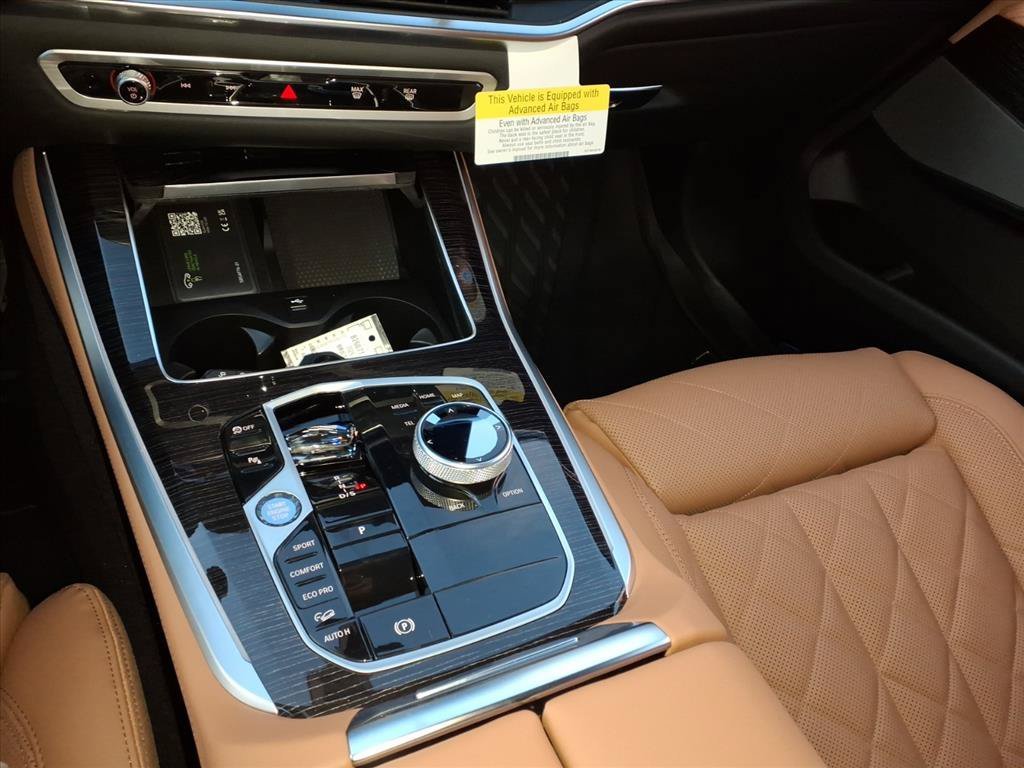2026 BMW X5 M60i - Photo 10