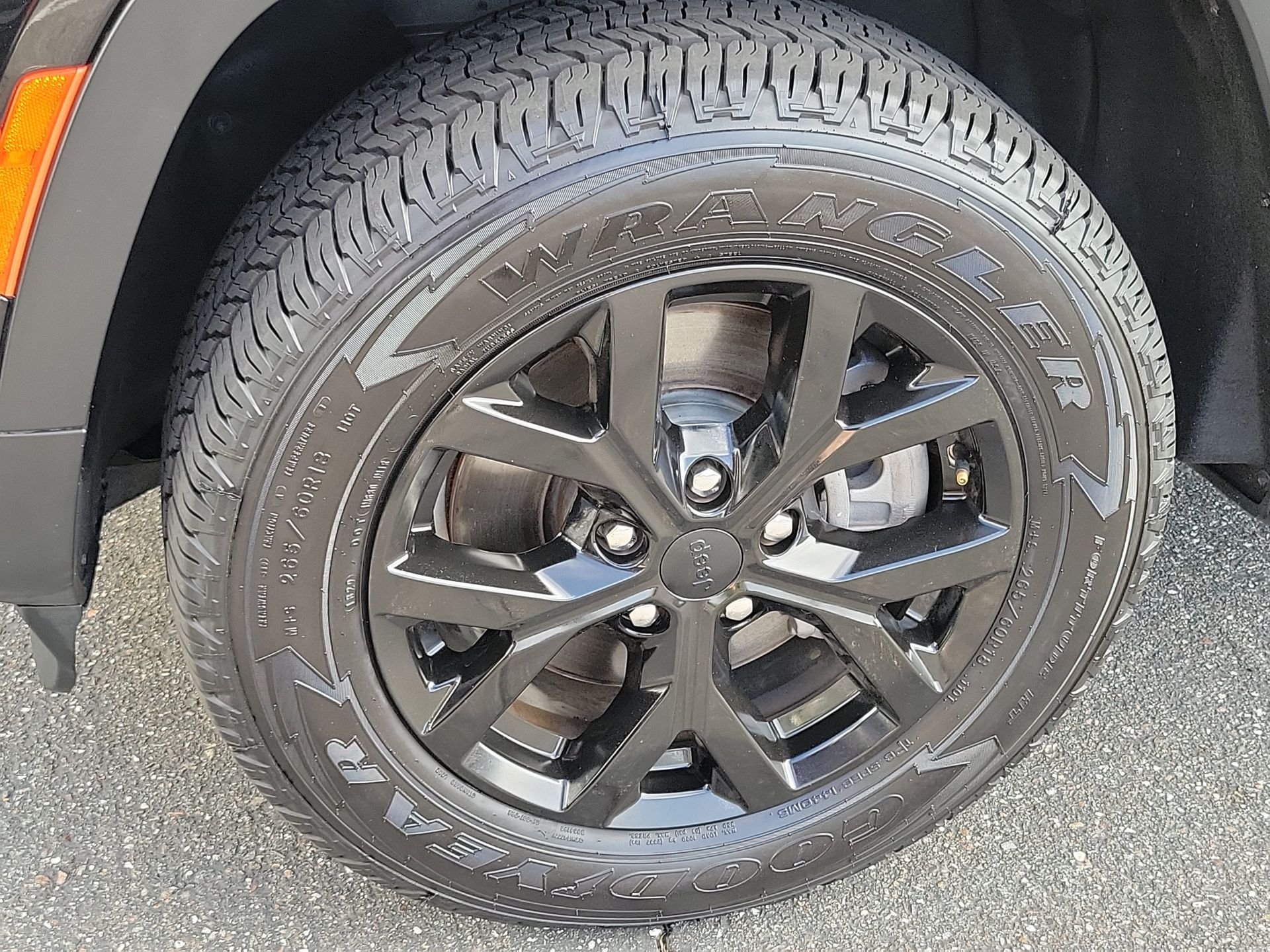 Certified Used 2022 Black Jeep Limited image 23