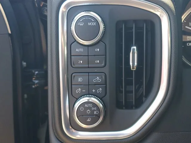 Used 2022 Onyx Black GMC Denali image 21