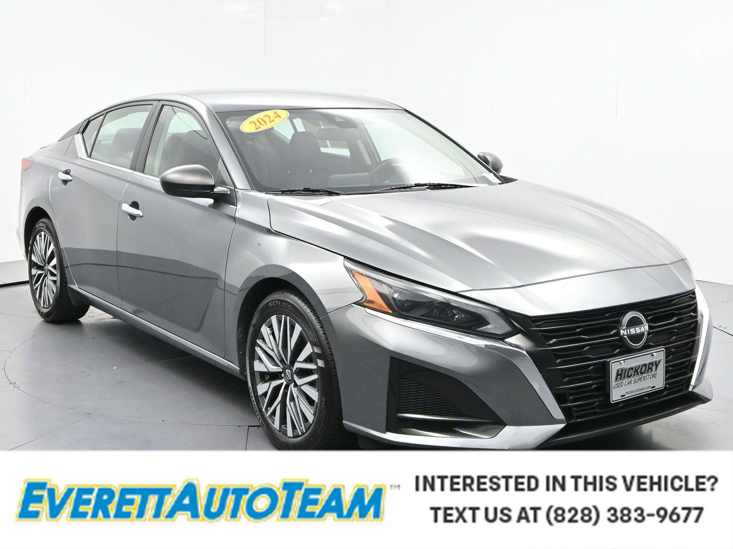 Used 2024 Gun Metallic Nissan 2.5 SV image 1