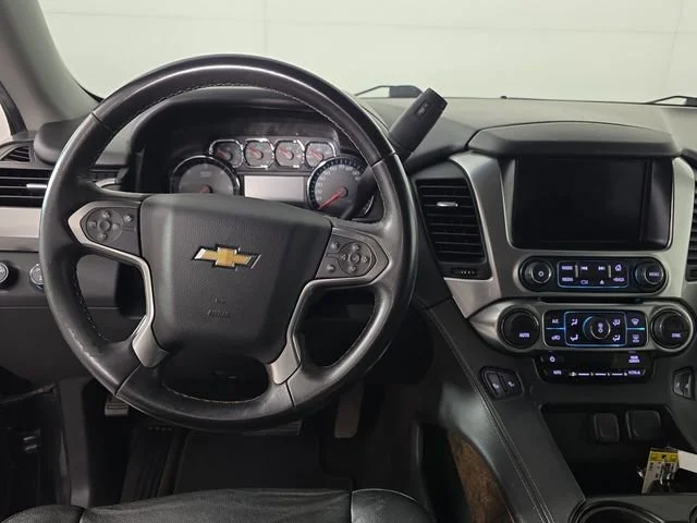 Used 2018 TUNGSTEN METALLIC Chevrolet LT image 10