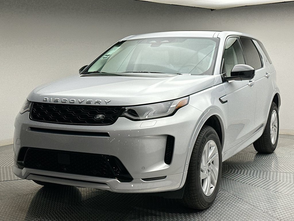 Used 2025 Hakuba Silver Metallic Land Rover S image 1