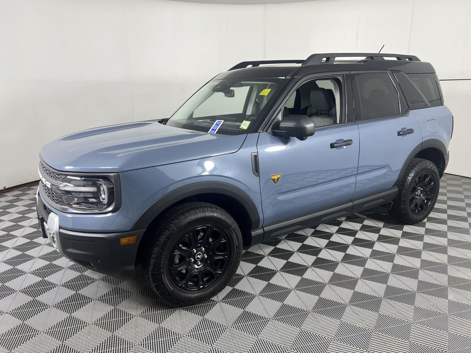 Used 2025 Azure Gray Metallic Tri-Coat Ford Badlands image 9
