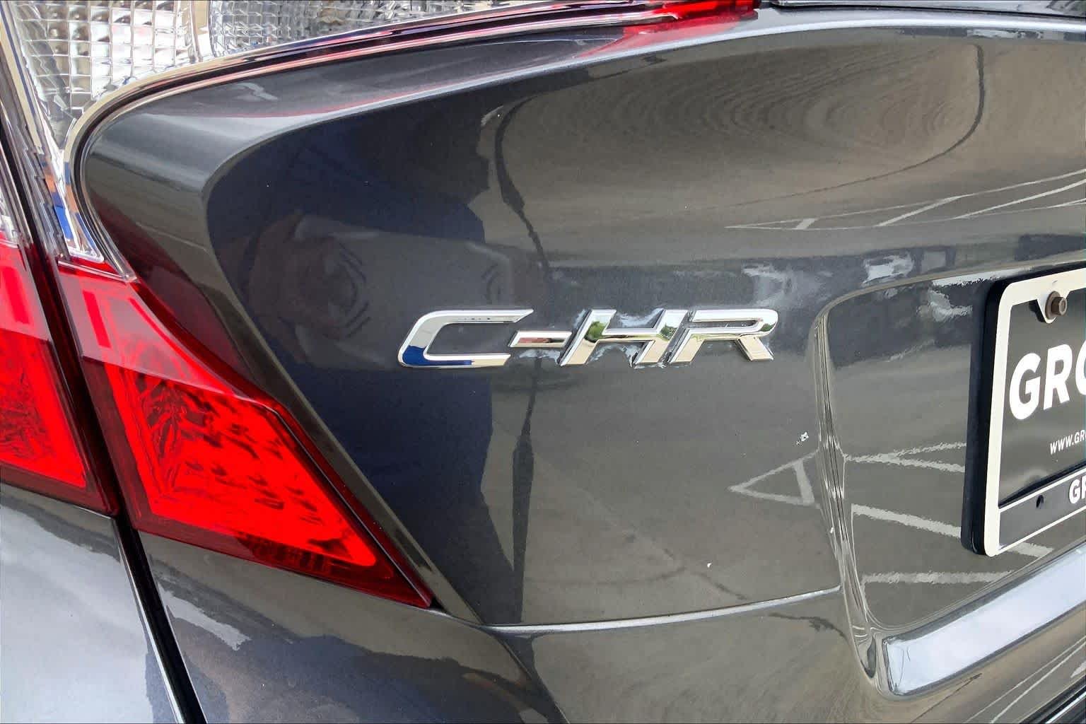 Used 2022 Magnetic Gray Metallic Toyota XLE image 30