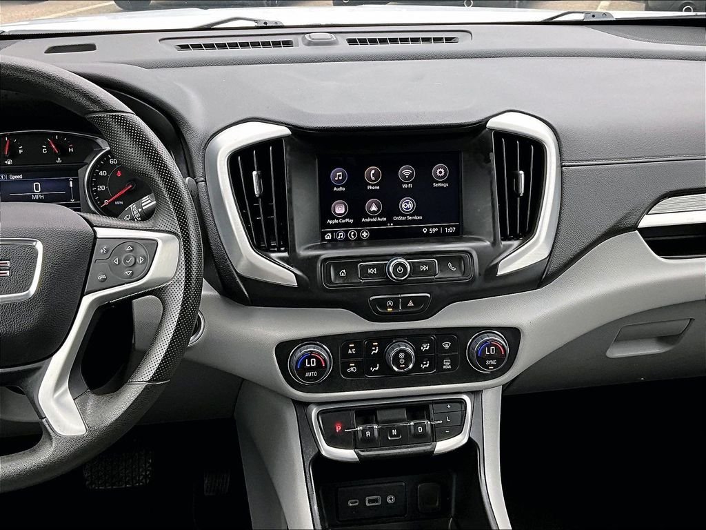 Used 2023 White GMC SLE image 18