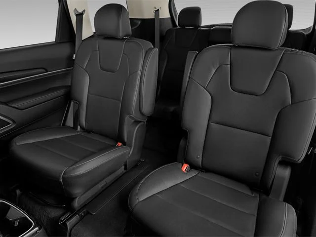 Used 2024 Gravity Gray Kia SX X-Line image 11
