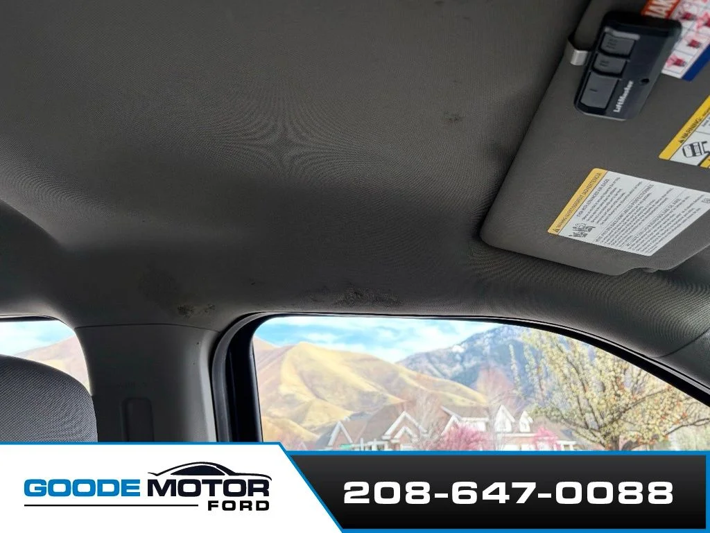 Used 2018 Blue Ford XLT image 10