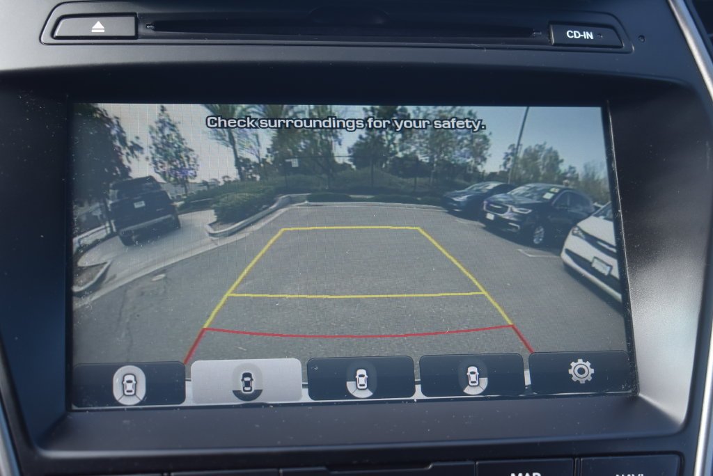 Used 2018 White Hyundai 2.4 Base image 43