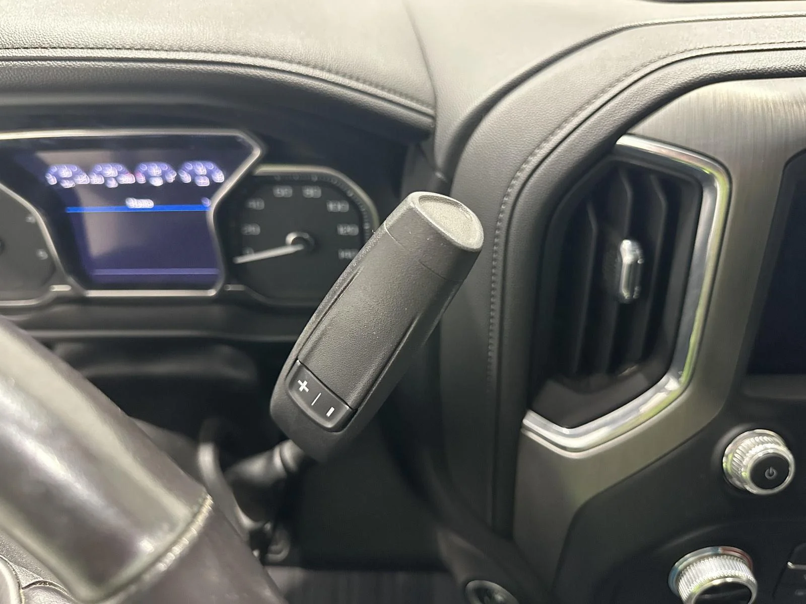 Used 2022 SUMMIT WHITE GMC Denali image 15