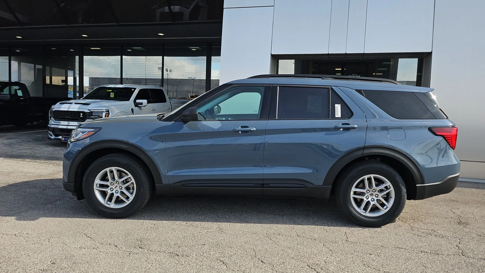 New 2026 Vapor Blue Metallic Ford Active image 3