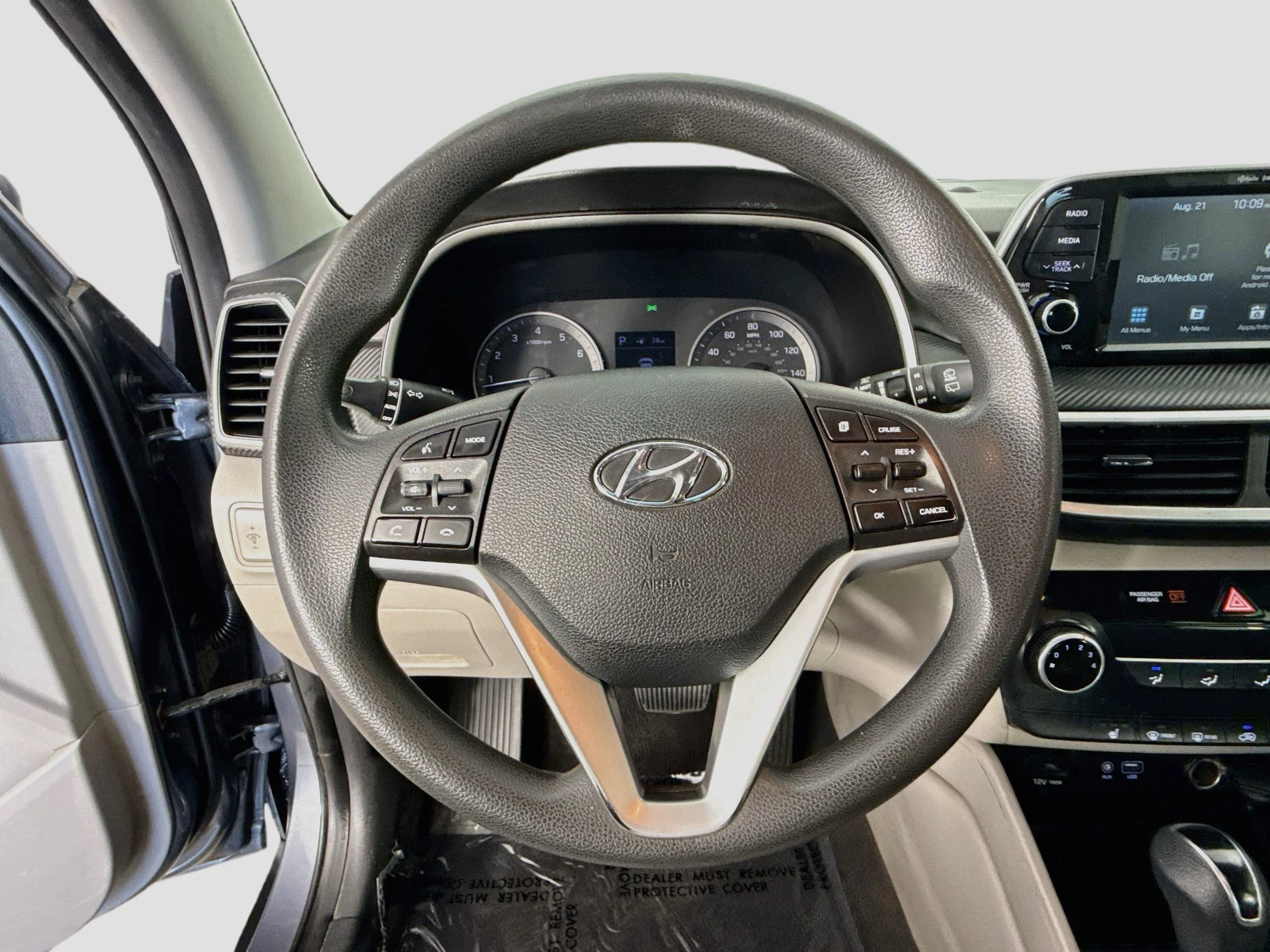 Used 2021 Gray Hyundai Value image 13