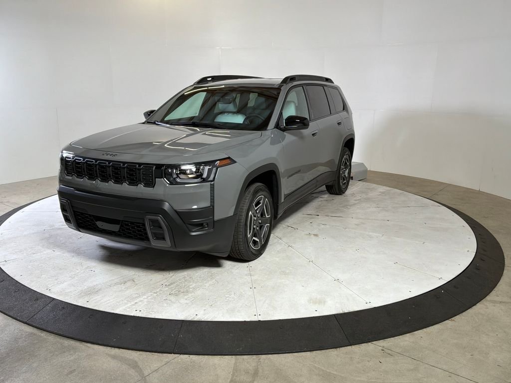 New 2026 Sting-Gray Clear-Coat Exterior Paint Jeep Limited image 3
