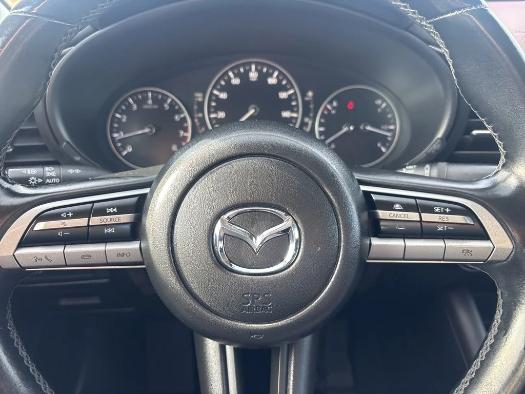Used 2021 Black Mazda Select image 20