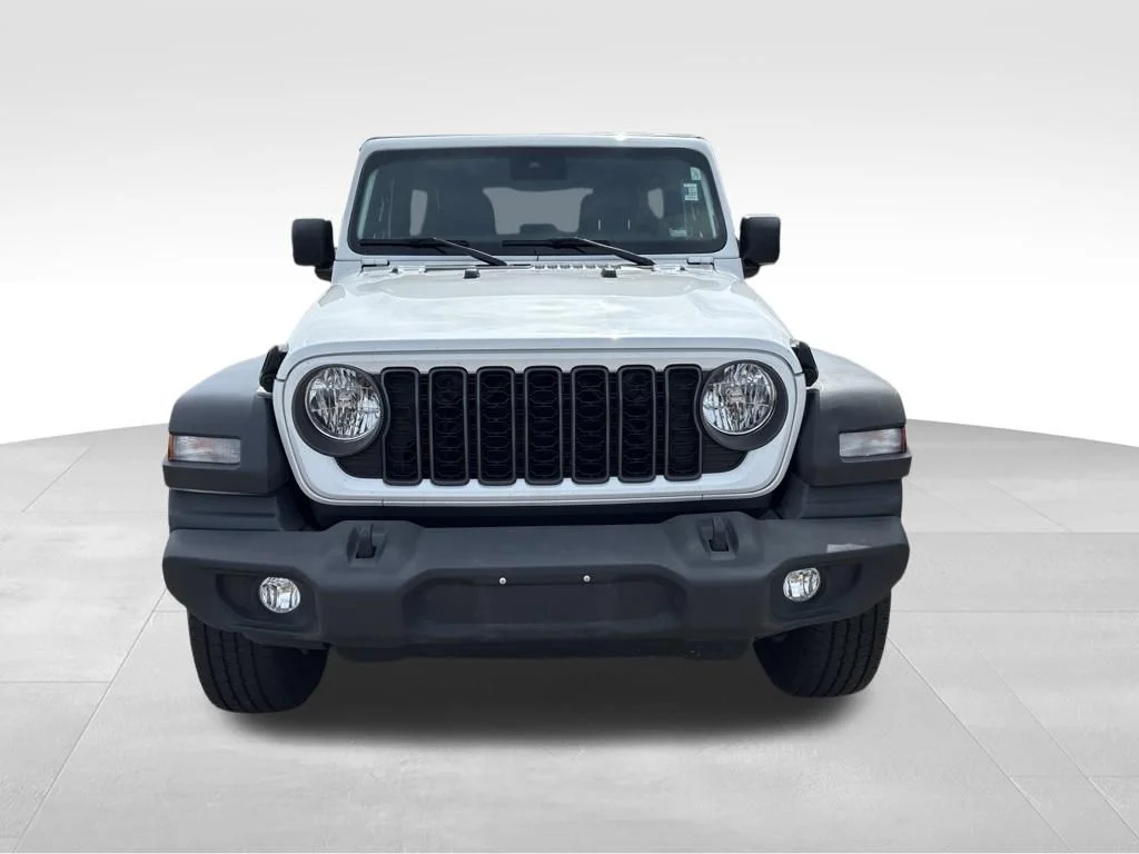 Used 2024 White Jeep Sport S image 9