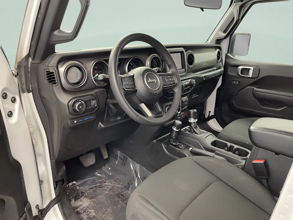 2023 Jeep Wrangler 4xe Willys 4XE - Photo 19