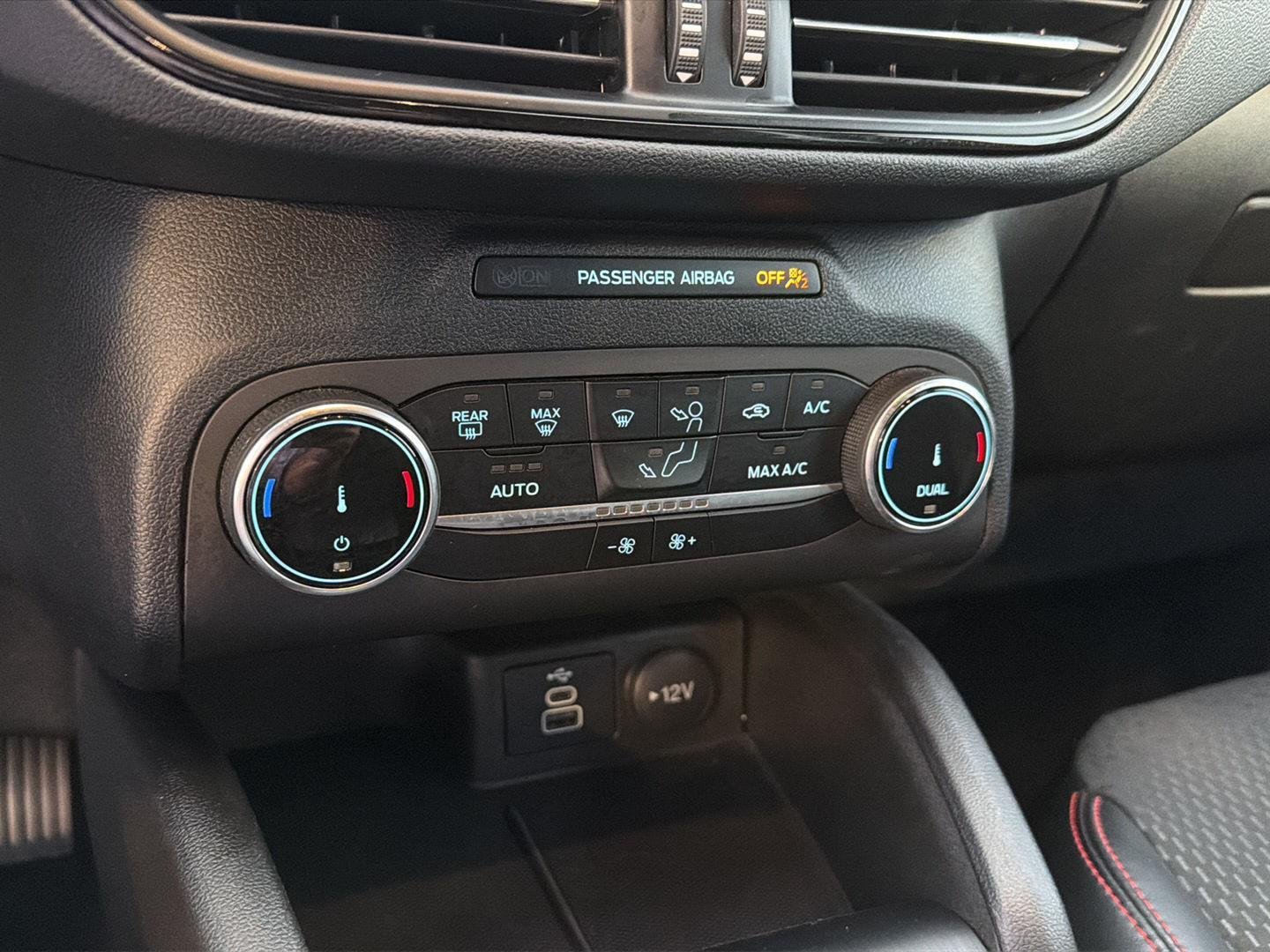 Used 2025 Carbonized Gray Ford ST-Line image 25