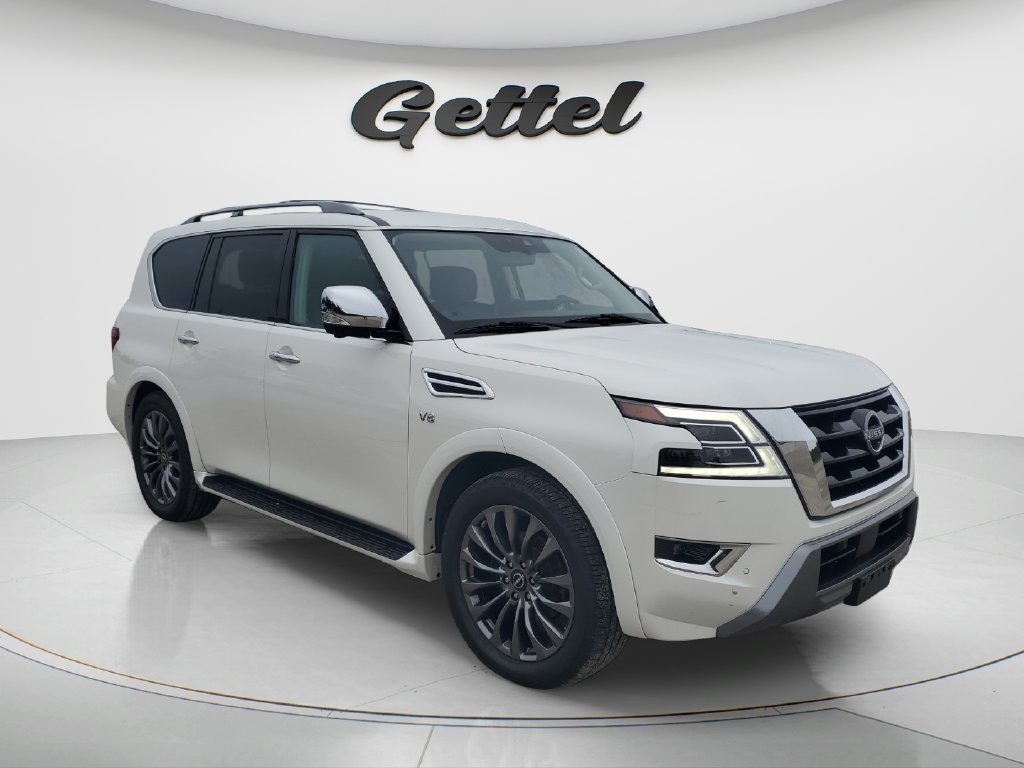Used 2022 White Nissan Platinum 4WD image 3