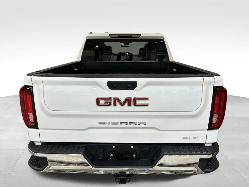 Used 2025 White GMC SLT image 4