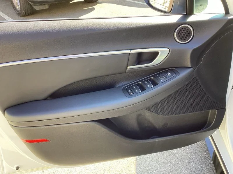Used 2021 Gray Hyundai SEL image 18