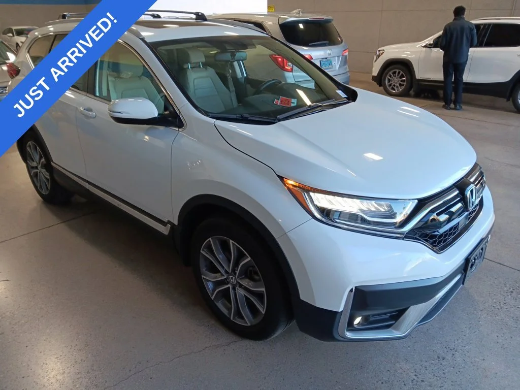 Certified Used 2022 Platinum White Pearl Honda Touring image 2