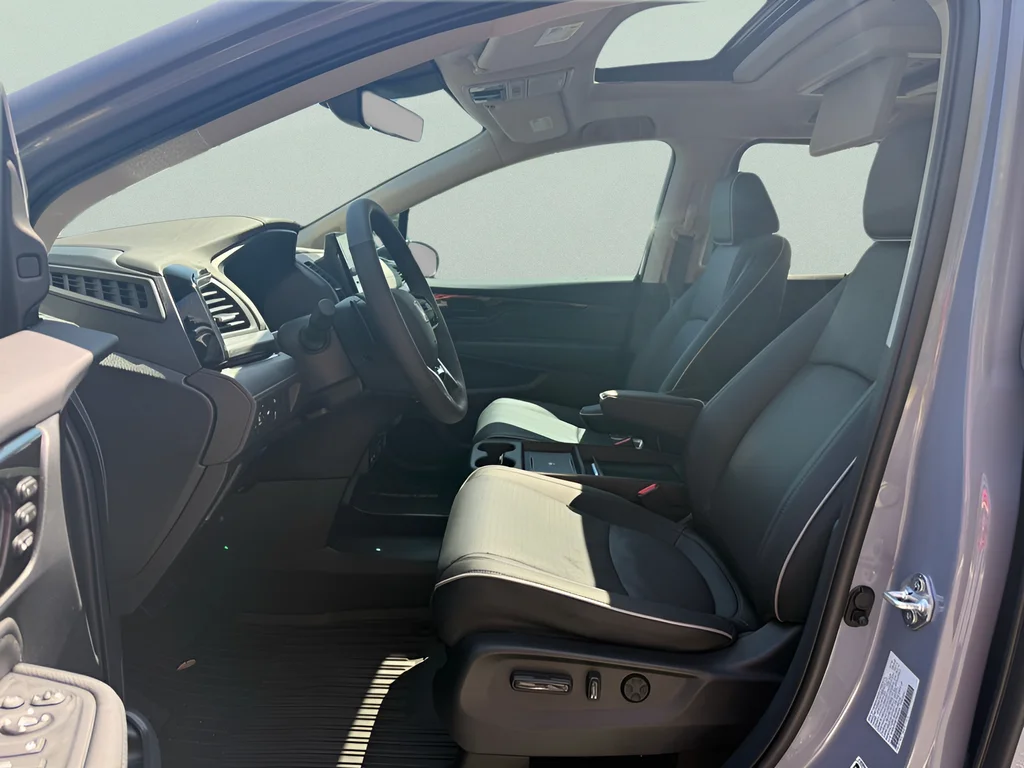 2026 Honda Odyssey Elite - Photo 9