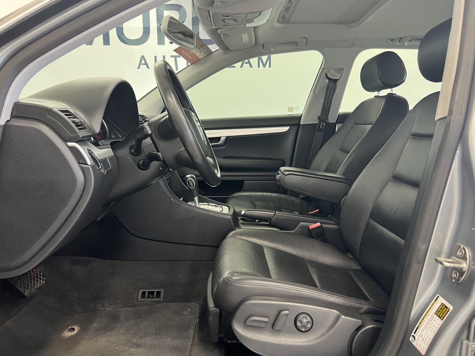 Used 2007 Light Silver Metallic Audi 2.0T image 12