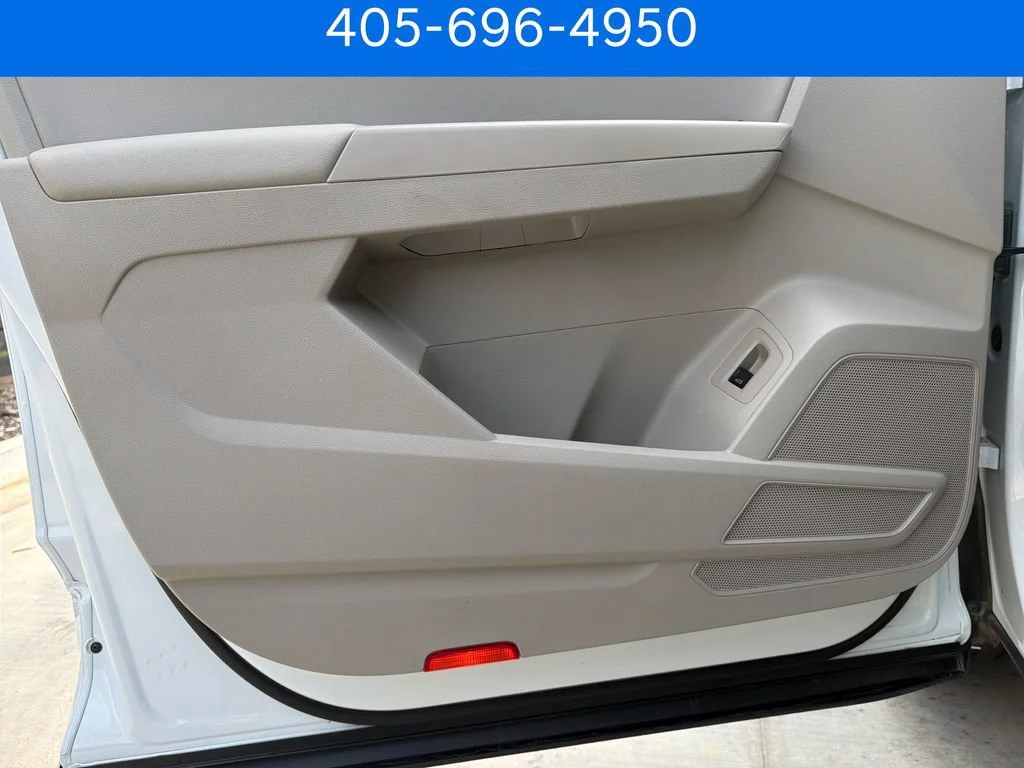 Pre-Owned 2020 Volkswagen Atlas 3.6L V6 SEL R-Line