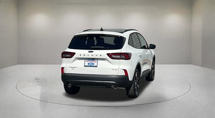 2025 Ford Escape ST-Line Select - Photo 8