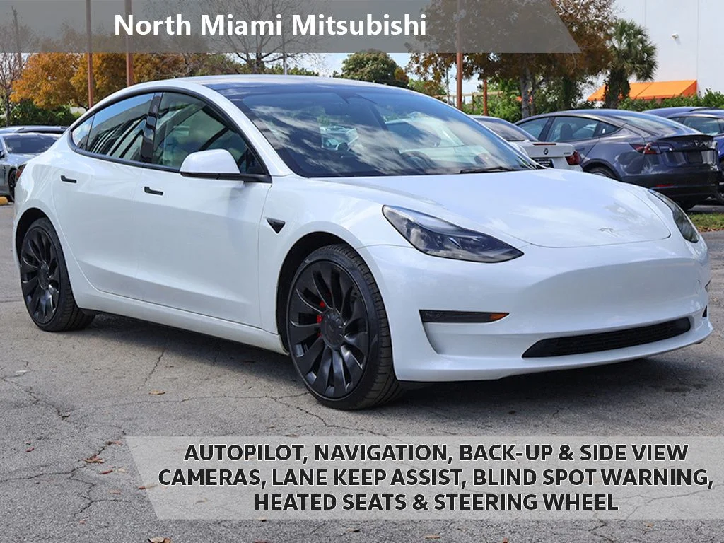 2023 Tesla Model 3 Performance's photo