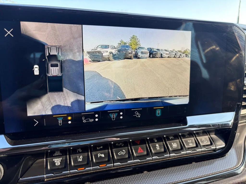 Used 2024 White Chevrolet ZR2 image 22